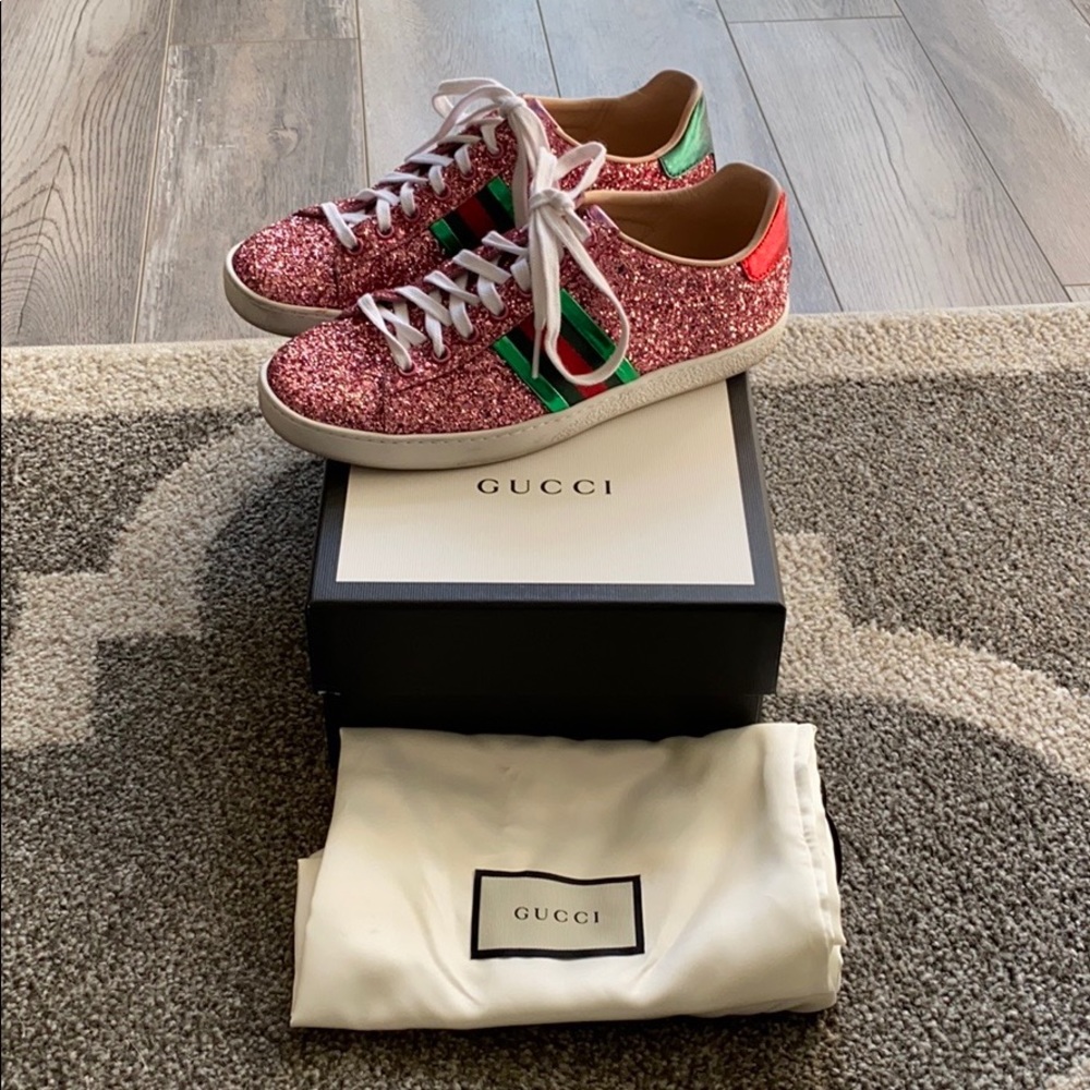 Sparkly Pink ACE Leather Gucci Sneaker